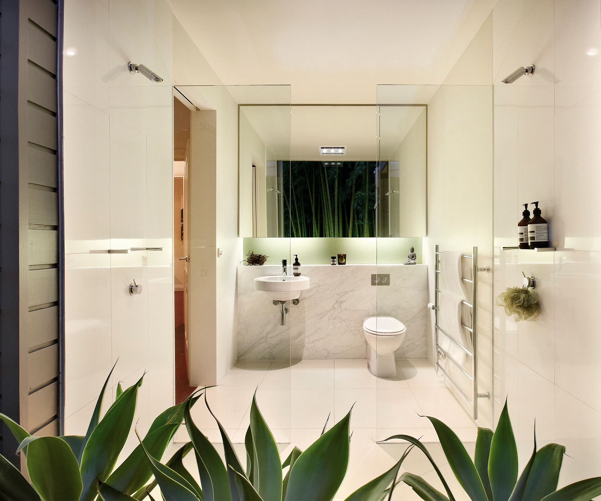 6 easy ways you can achieve an ecofriendly bathroom